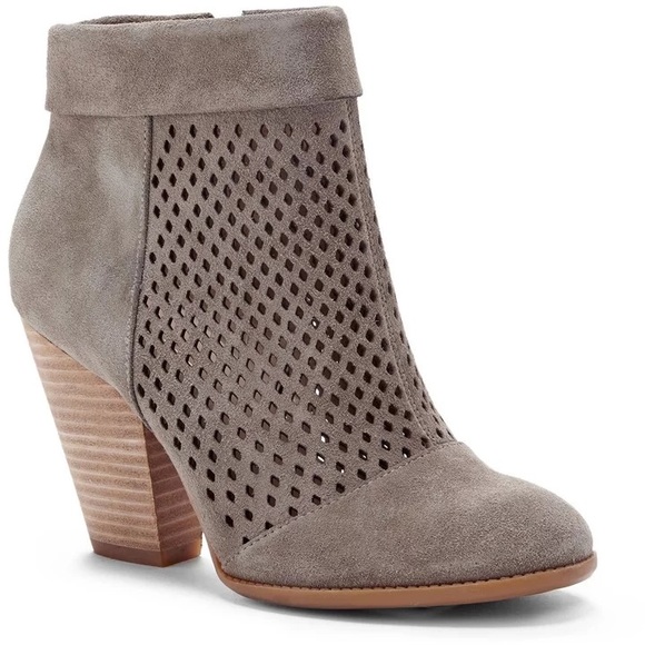 Sole Society Sidney perforated bootie (8.5) - Picture 1 of 5